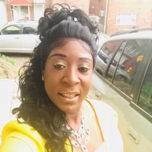 Meet your Posher, Jacqueline